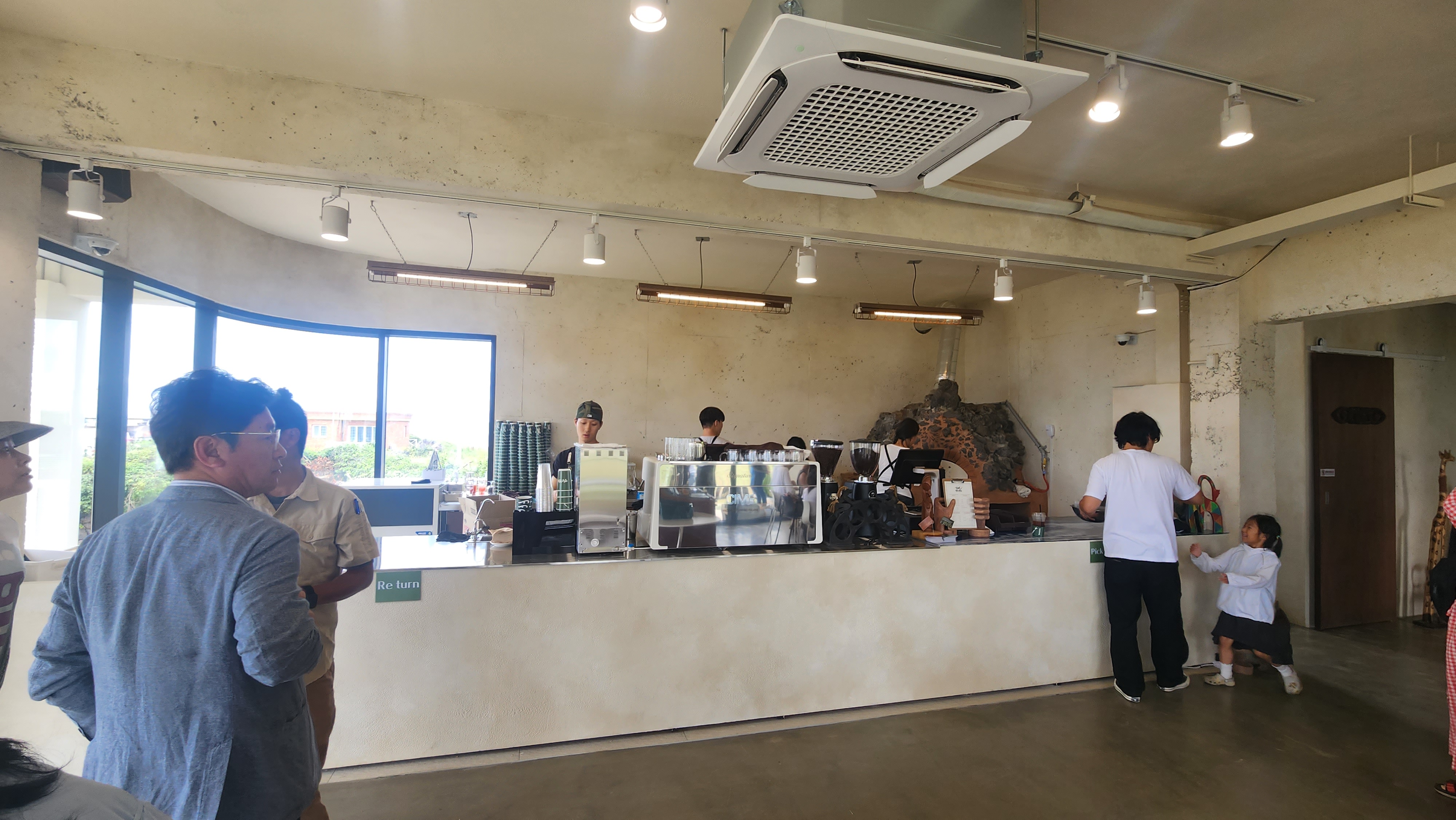 KakaoTalk_20250620_100554205_14.jpg