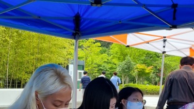 네일미용봉사활동~빛고을 건강타운 13주년 기념행사